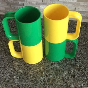 Vintage Hellerware mugs. Yellow and green.
